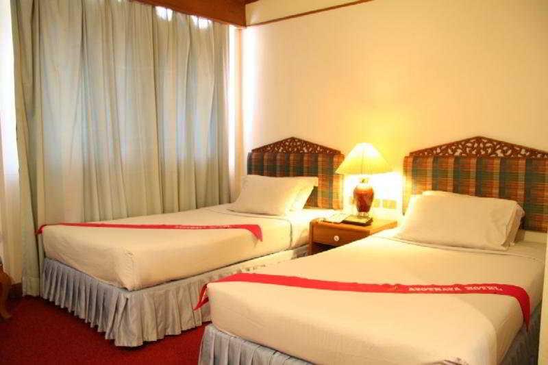 Hotel Ayothaya 3*